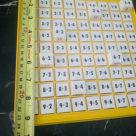 Yellow Multiplication Learning Board - Picture 3 of 4